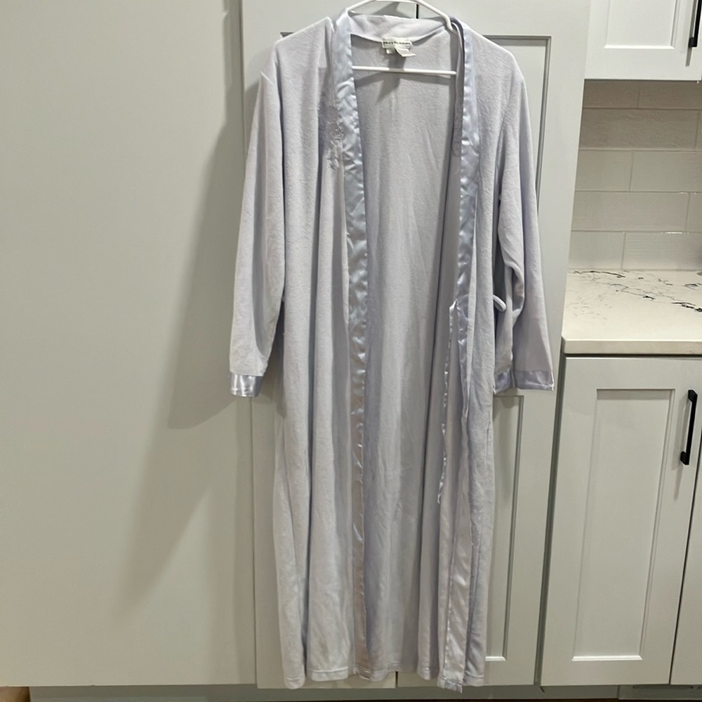 Miss Elaine Women’s Periwinkle Blue Polyester Cotton Floral Embroidered Robe